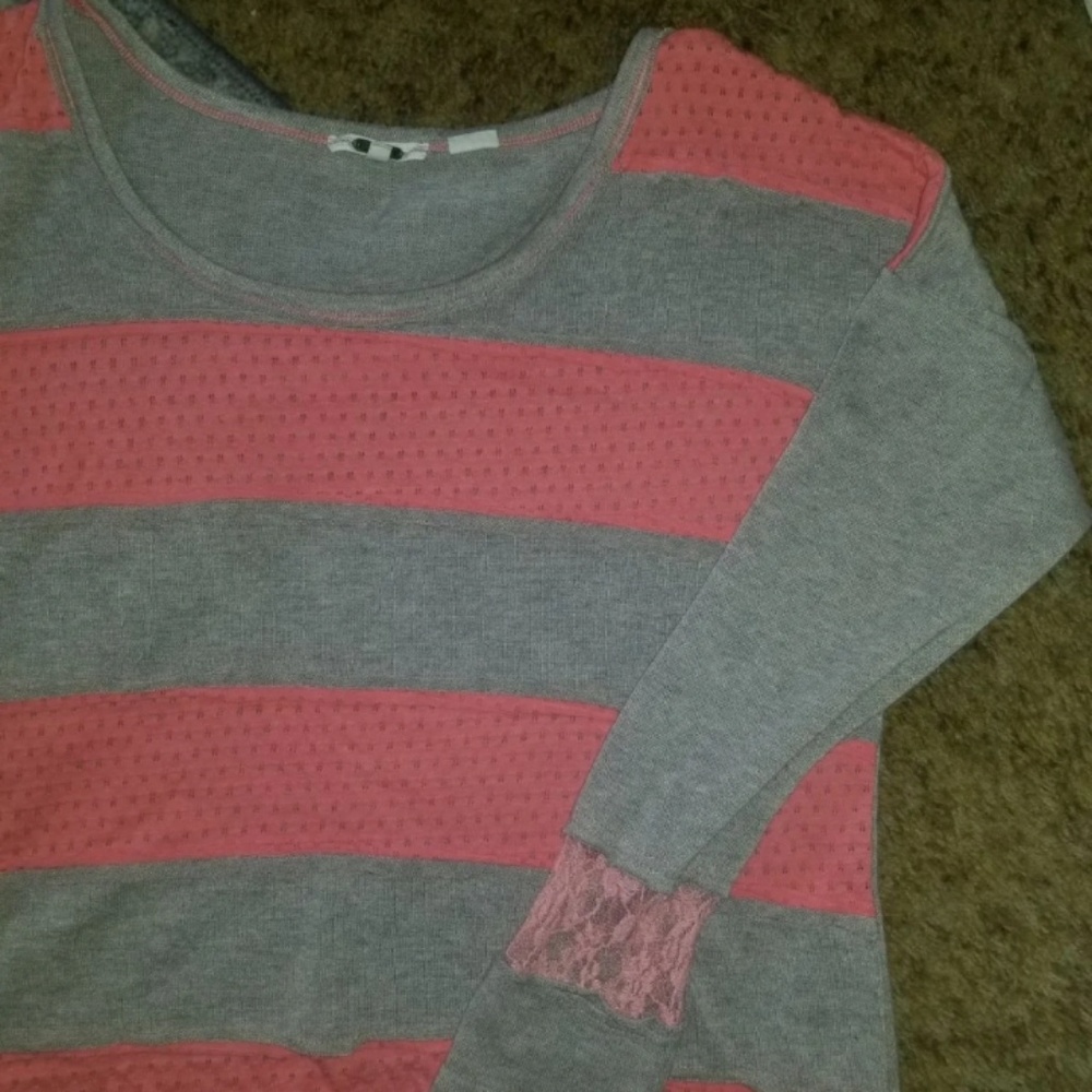 Woman's miss me shirt size large